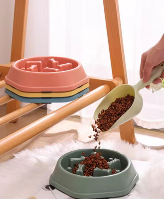 Anti Slip Anti Choke Feeding Bowl Eco Friendly PP Plastic Dog Slow Feeder Bowl