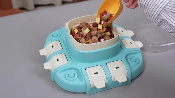 Multi Functional Hidden Food Leakage Dog Puzzle Slow Feeder Dog Toy