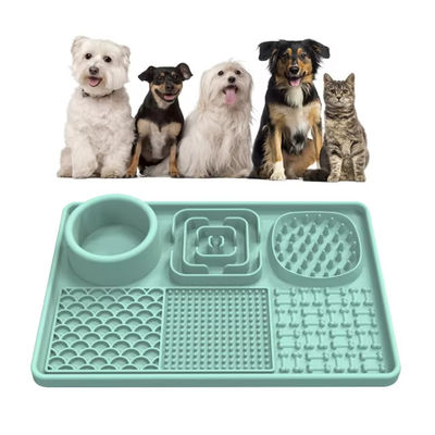 Rectangle Silicone Dog Lick Mat All In One Non Slip Pet Slow Feeder Mat With Suction Cups
